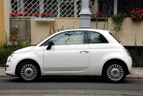 fiat 500 weißer Fiat 500 – Beispiel für Gebrauchtwagenankauf Oer-Erkenschwick